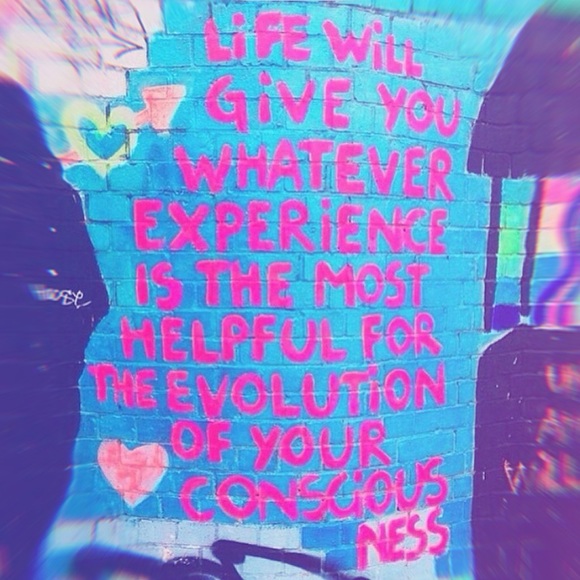 🌟 Meet your Posher 🌟 - Picture 2 of 8